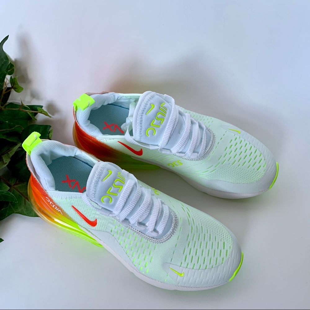 Nike Air Max 270 - Picture 6 of 8
